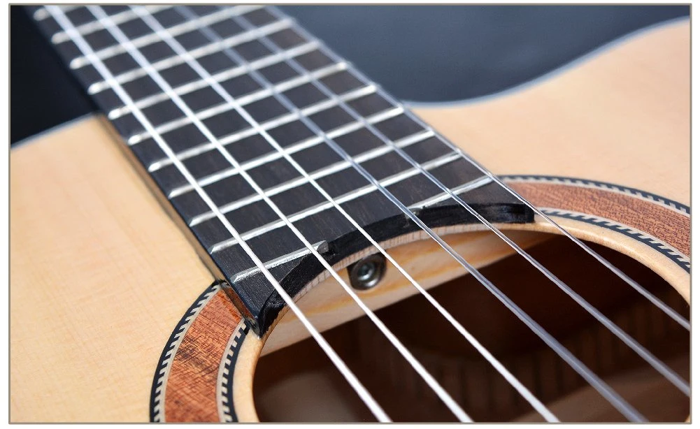 Profesional Smiger Cuerpo de madera maciza de cuerdas de nylon para Guitarra Clásica Electro