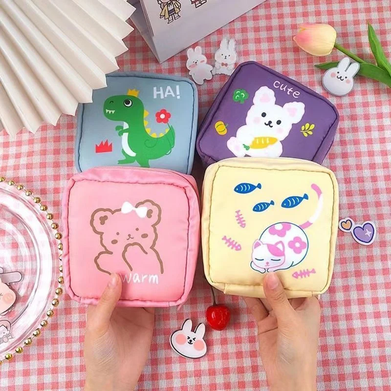 Sanitary Napkin Bag Period Pad Pouch Period Holder Bag Kit Portable Tampon Pouches Zipper Bags for Menstruation Period Teen Girls Women Feminine Ladies