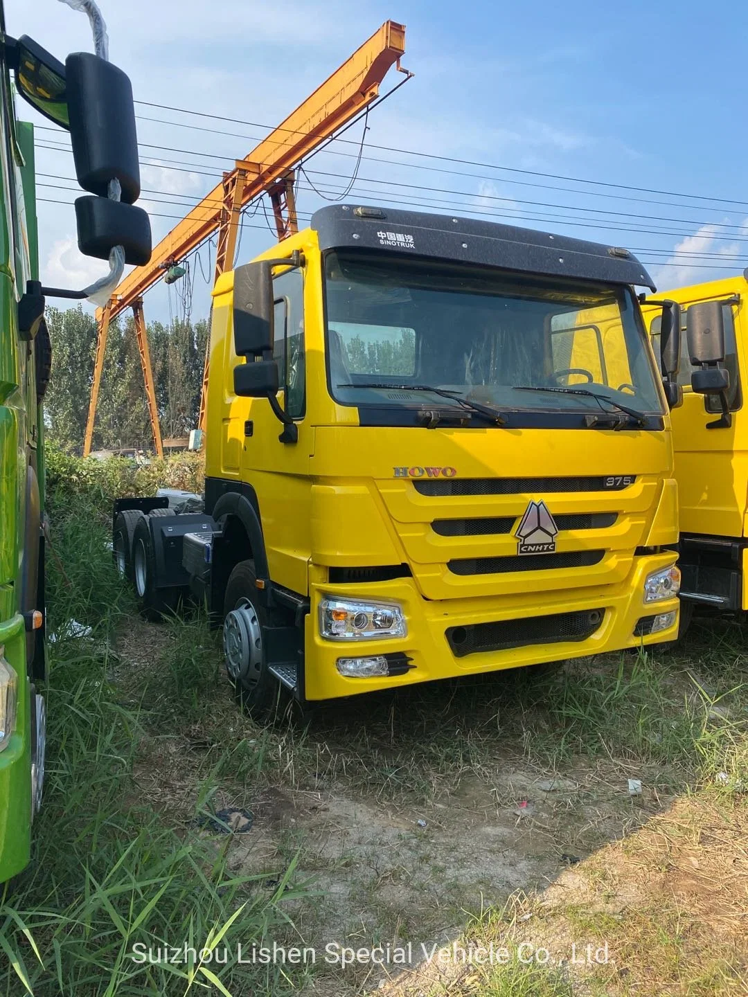 10 roues utilisé le tracteur Chef Excellent état bas prix 2016 modèle 375HP 6X4 20 ton camion tracteur pour le transport des unités