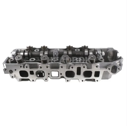 Auto Part Cylinder Head with Valve Camshaft for Toyota 22r