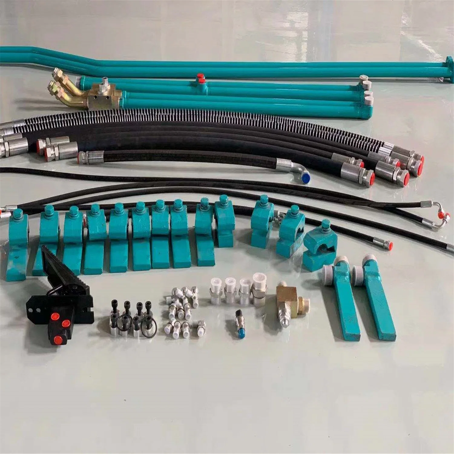 Excavator Hydraulic Breaker Spare Parts Hb20g Hb30g Piping Kits