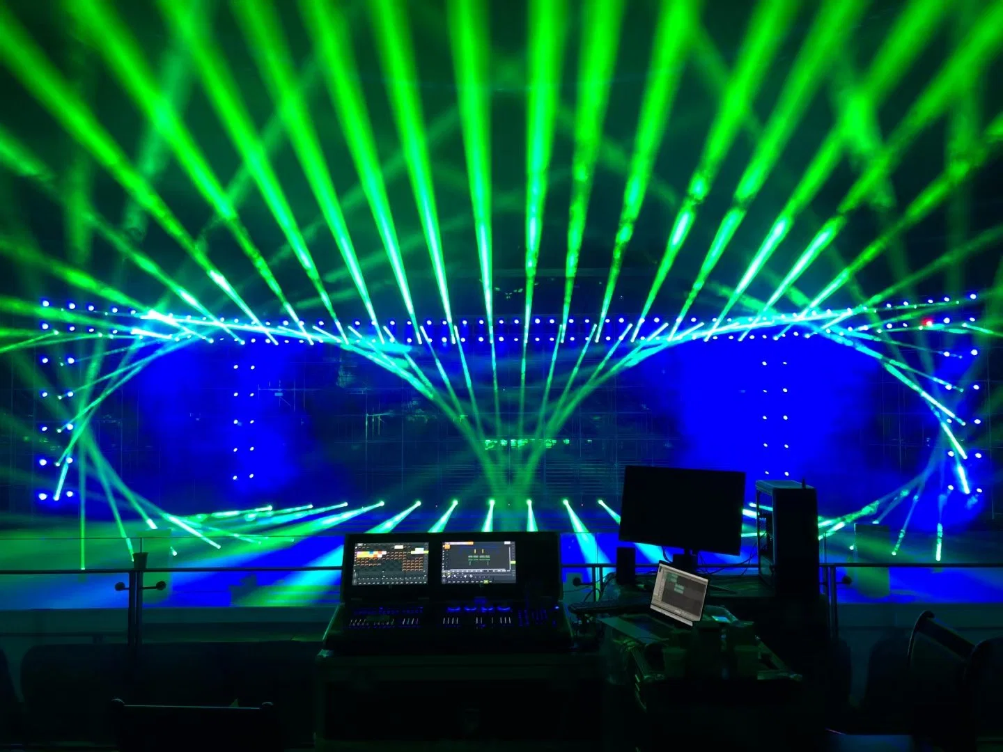 Legida Stage Show Light Effect 330W 15r 350W 17r 3 in 1 Beam Wash Spot Moving Head Light