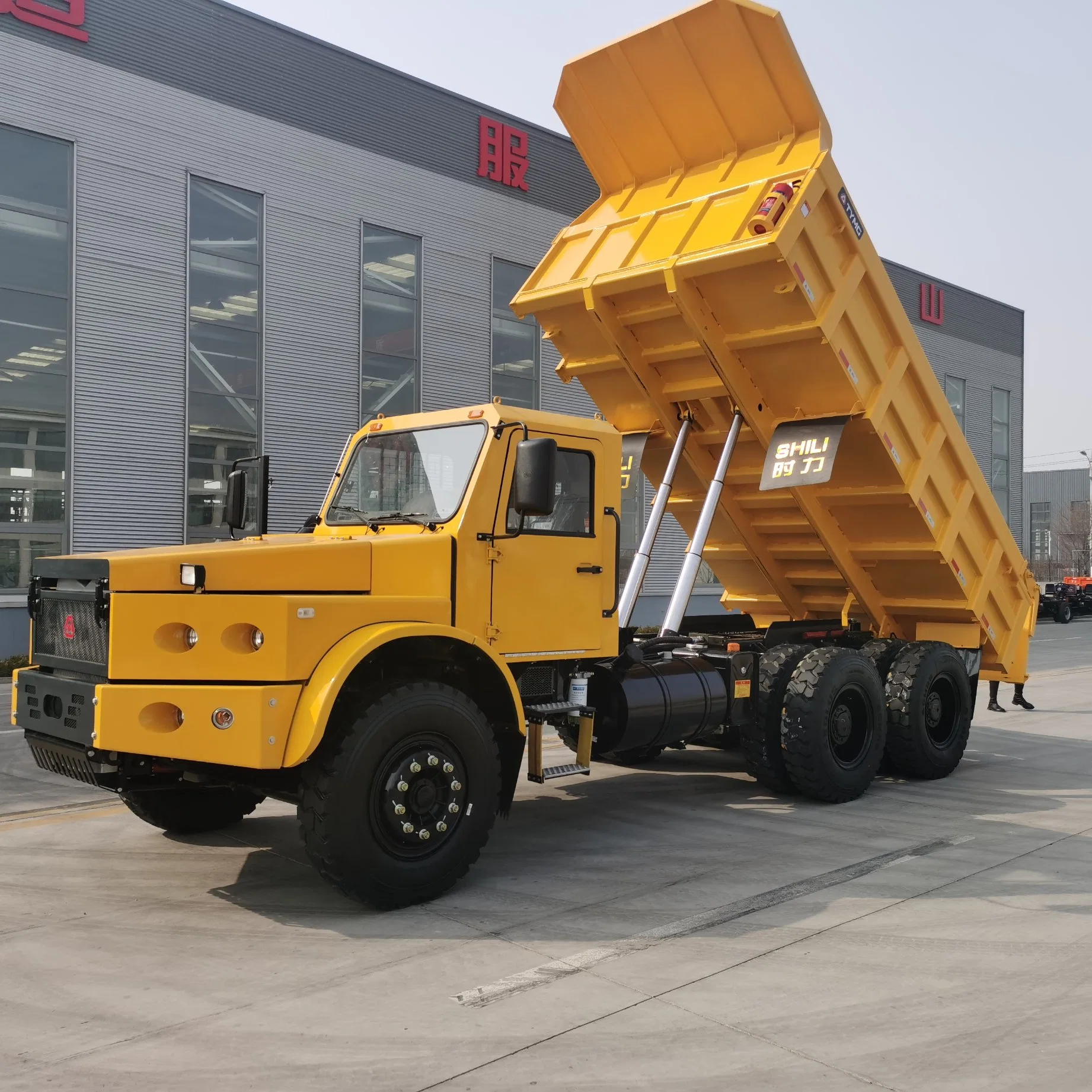 25-Ton Dual Axle Mining Dump Truck: Built to Endure, AC Cabin Comfort, and Custom Features