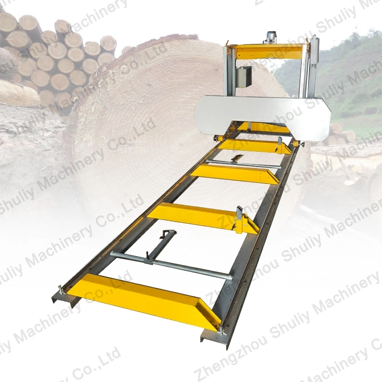 Bande horizontale de vente de bois chaud vu a vu de la machine pour la coupe du bois