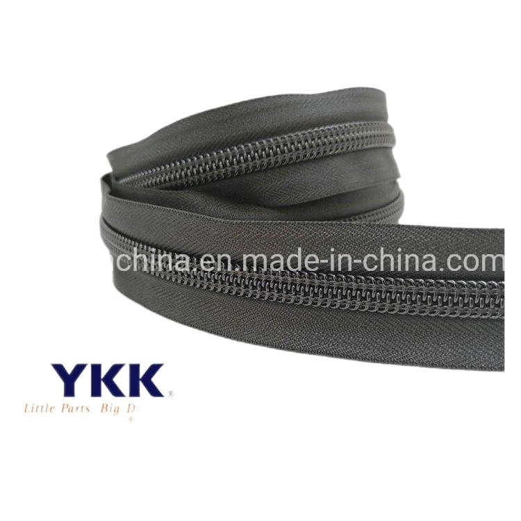 High quality/High cost performance Wholesale/Supplier 3# Nylon Zipper Long Chain for Bag