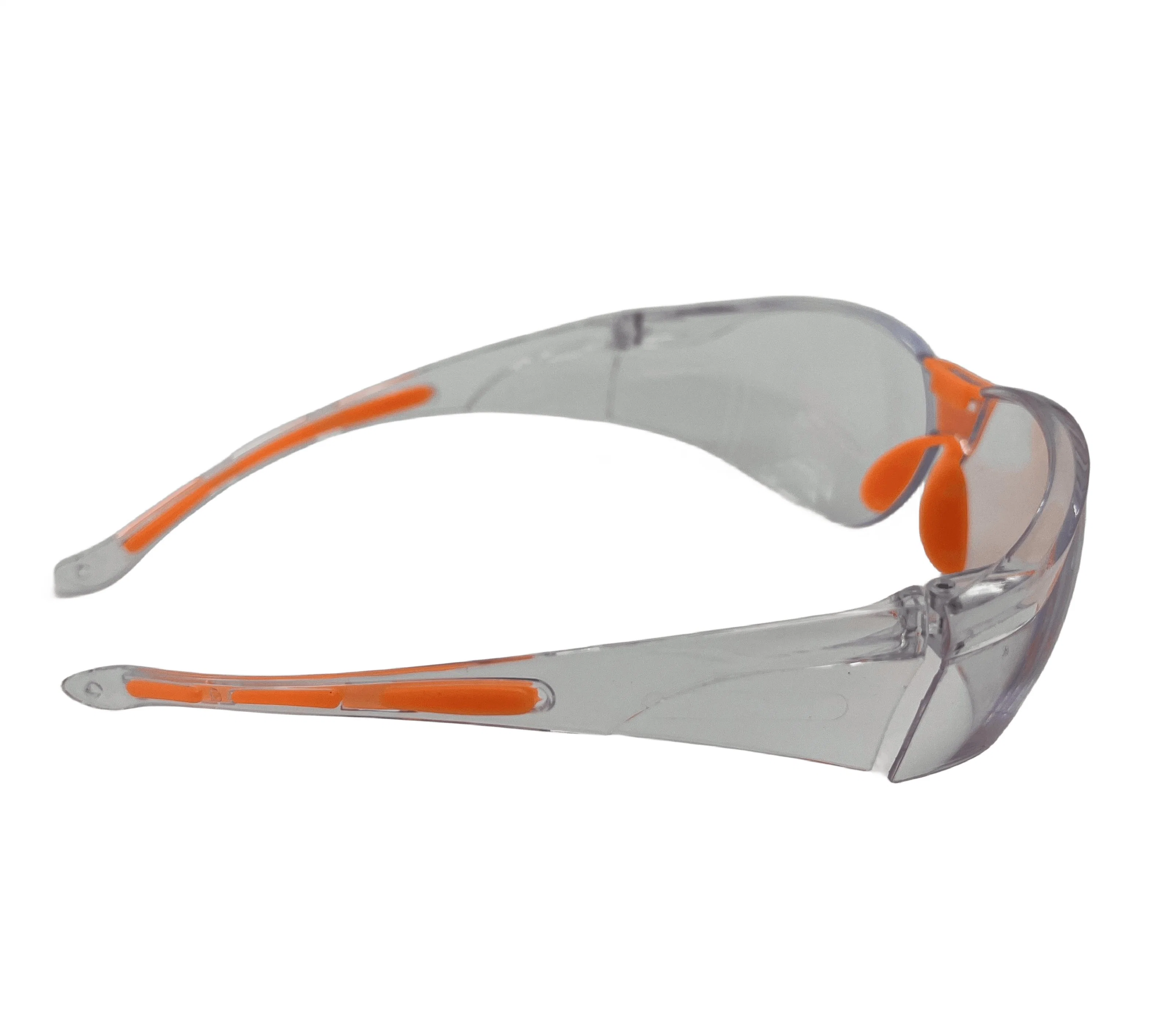 PC-Linse und Bügelgummi an Beinen und Nasenpolster Schutzbrille