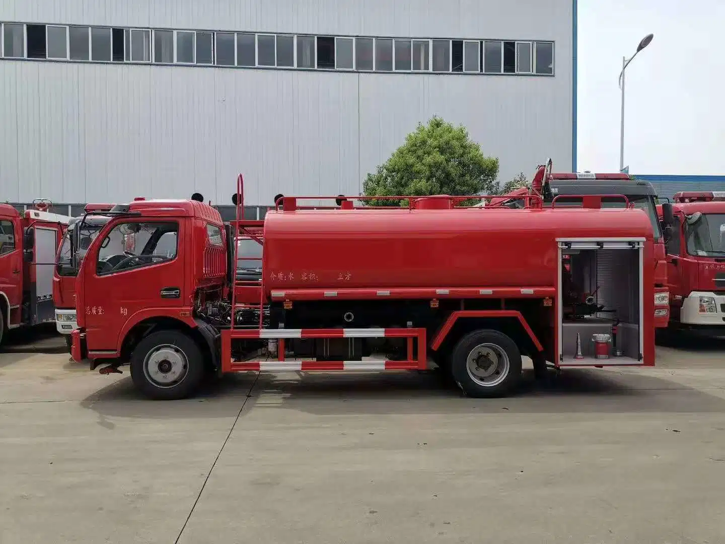 Syp Fighting Rescue Truck 6*4 8m3 12cbm 10cbm Water Foam Tanker Fire Fighting Truck