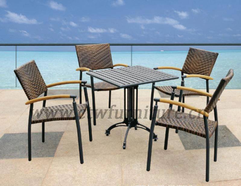 Luxury Rattan Wicker Weaving Seater Outdoor Furniture Aluminum Frame Plastic Wood Table for Hotel