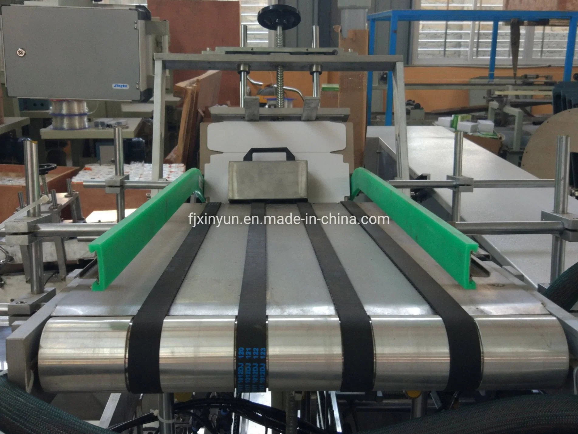 Full Automatic Facial Tissue Paper Cardboard Box Packing Machinery