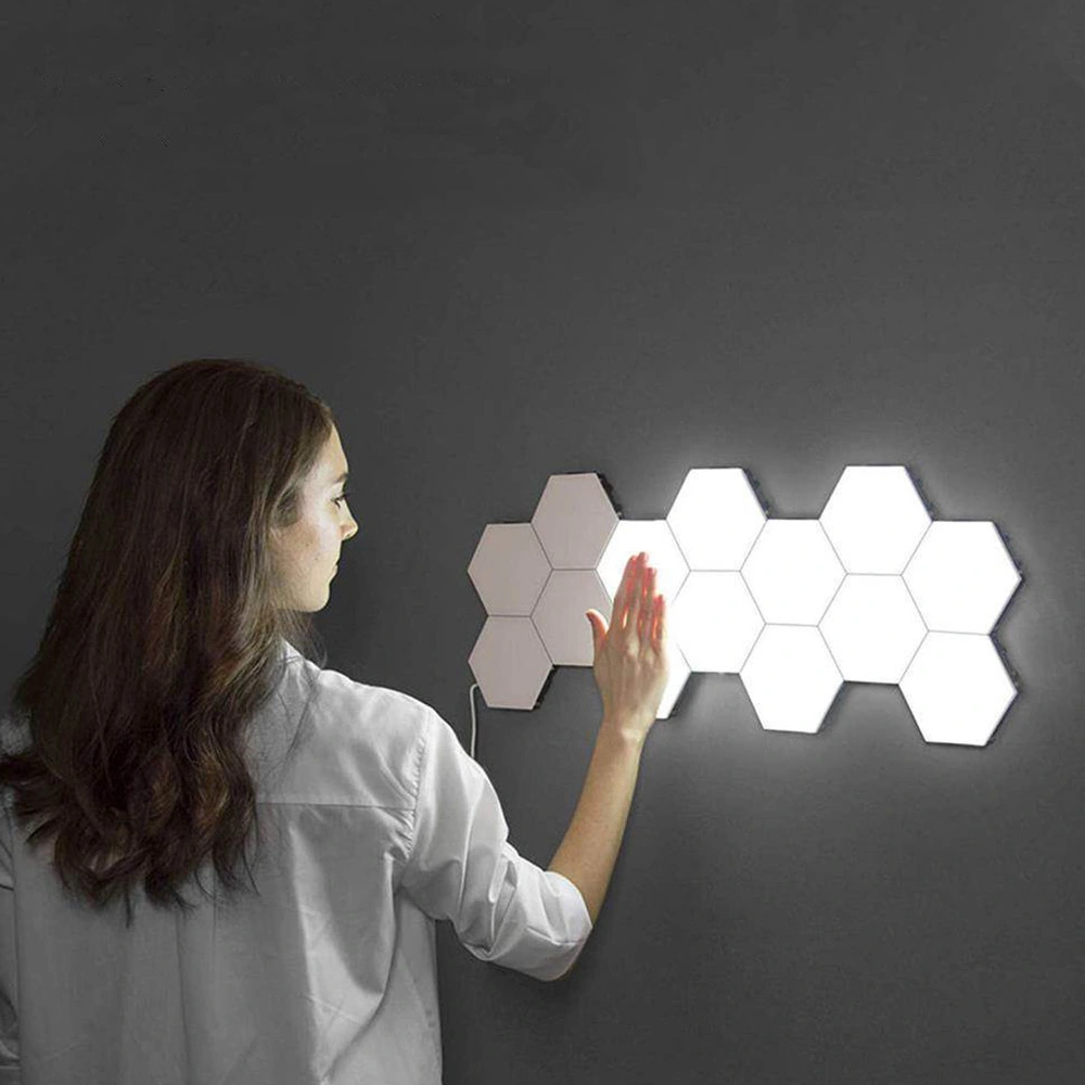 Lampe de nuit à LED Coquimbo avec interrupteur à capteur tactile Quantum Lampes hexagonales (WH-RC-25)