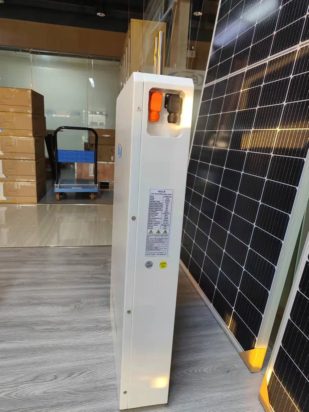 Eitai 10kwh Lithium Powerwall Stockage d'énergie solaire pour système hors réseau IP65 Profil d'eau Panneau solaire Batterie