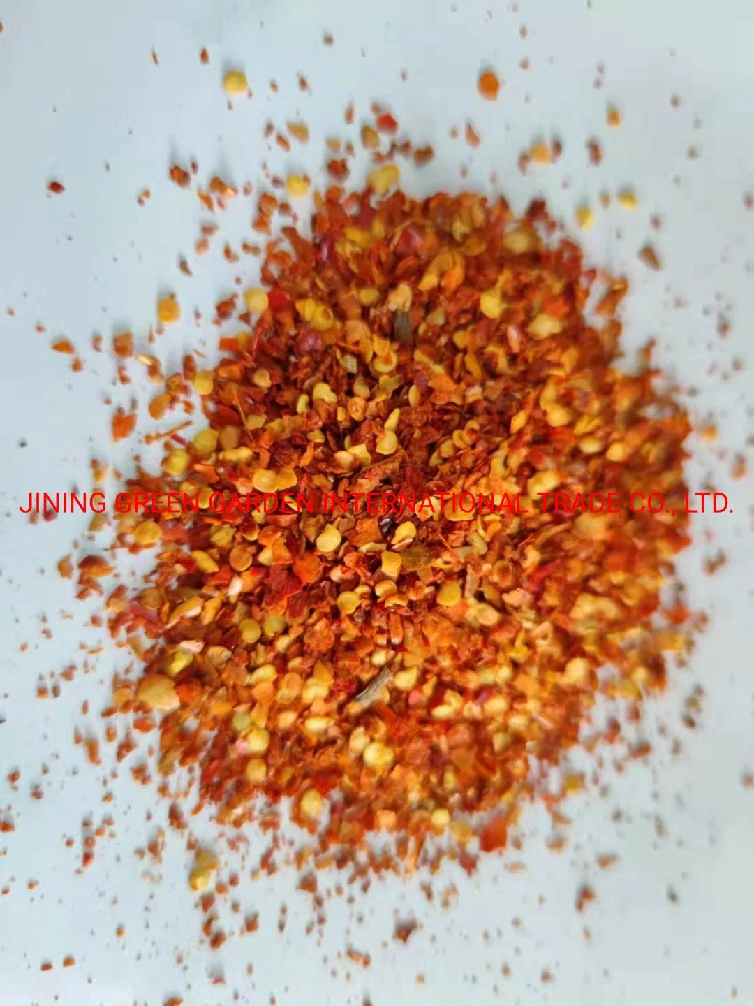 ISO/Brc/HACCP Certified Crushed Red Chili /Chilli Flakes/Hot Pepper Crushed China Green Garden Supplier Price