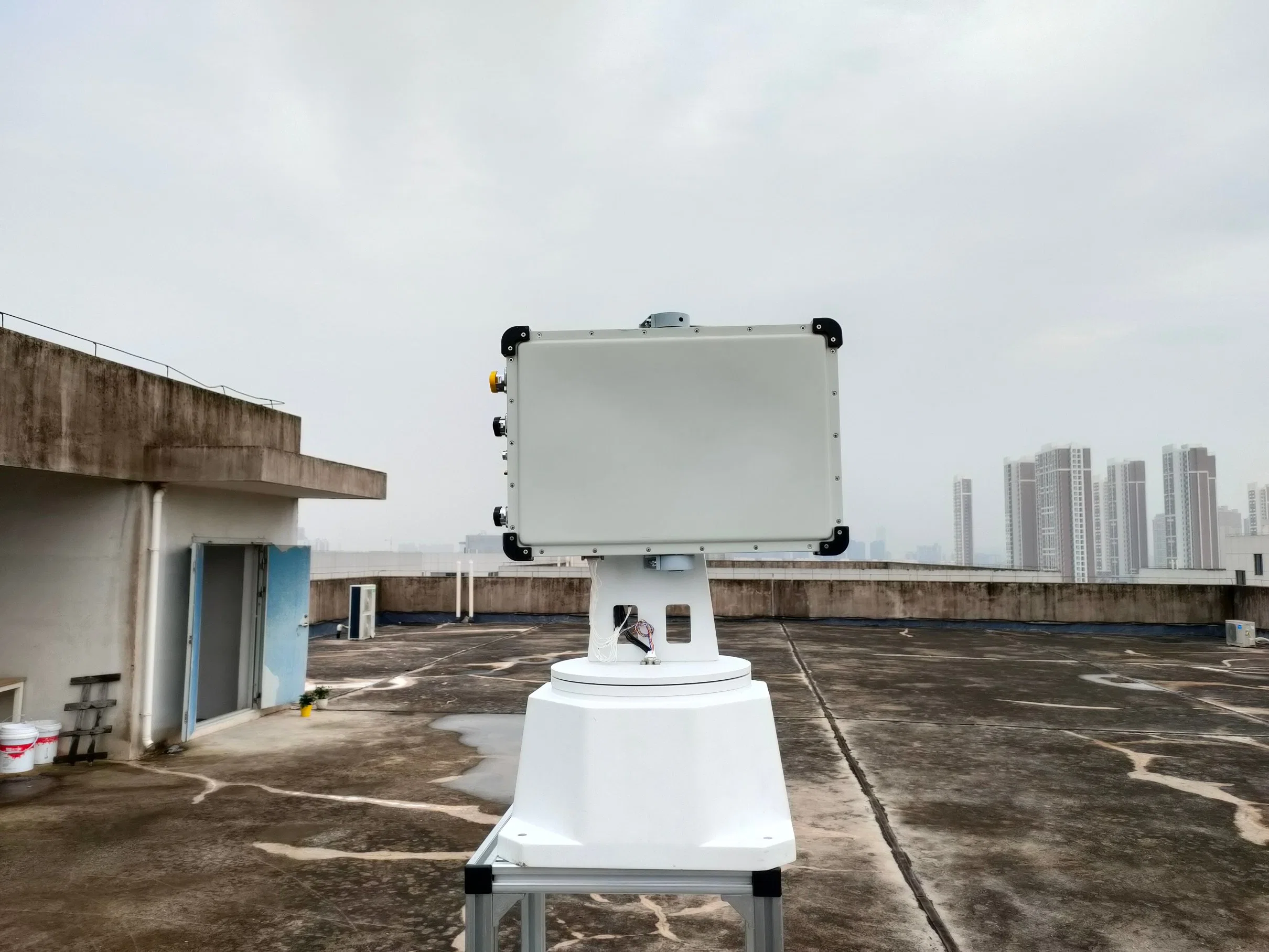 Long Range Unmanned Aerial Vehicle Uav Detection Radaractive Drone Detector Drone Surveillance Radar