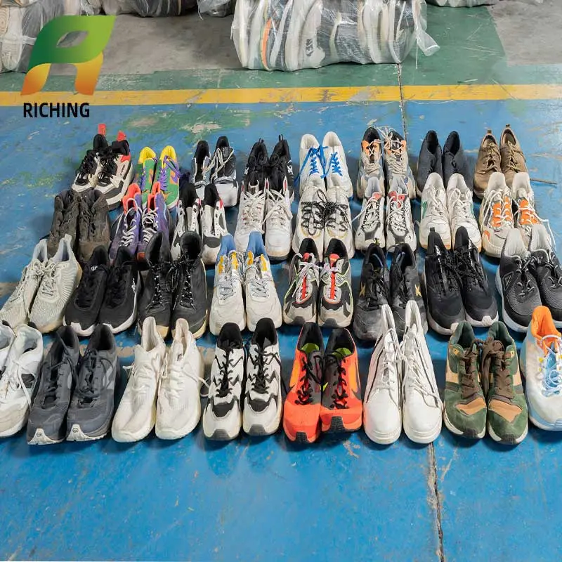 Usa High Quality Used Children Shoes Japan Container Sudáfrica Hombres Segunda mano hombres usados vestir zapatos de skate