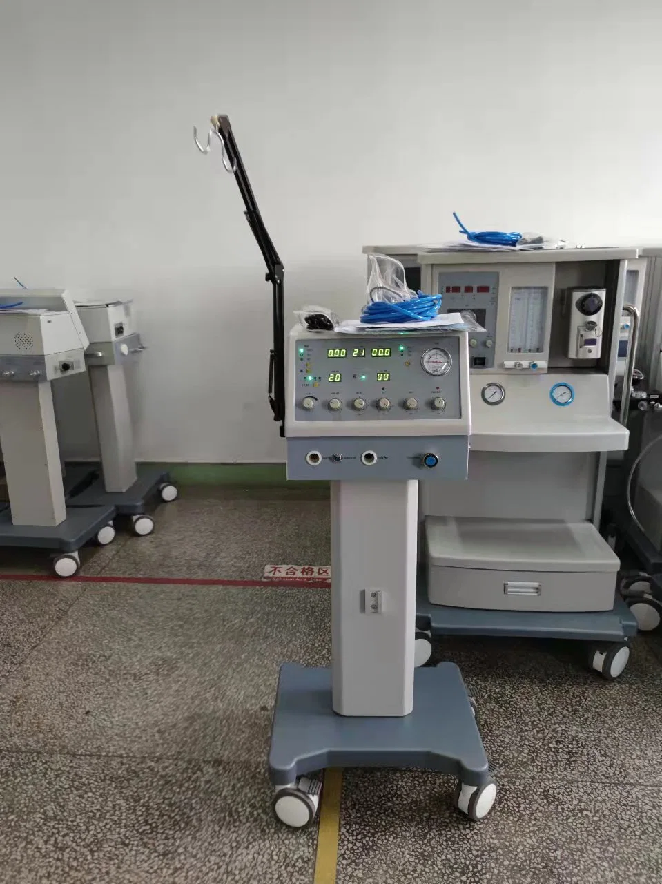 Ventilador de la UCI del Hospital de la máquina para bebé y concentrador de oxígeno de los adultos ventilador portátil
