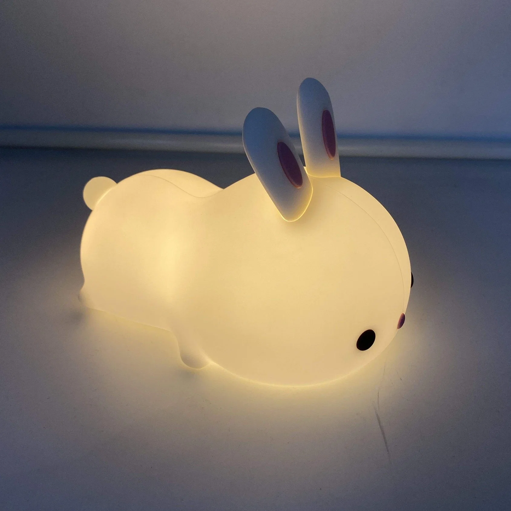 Heißer Verkauf nette Batterie Baby Kaninchen Bunny bis Silikon Tier Nachtlicht