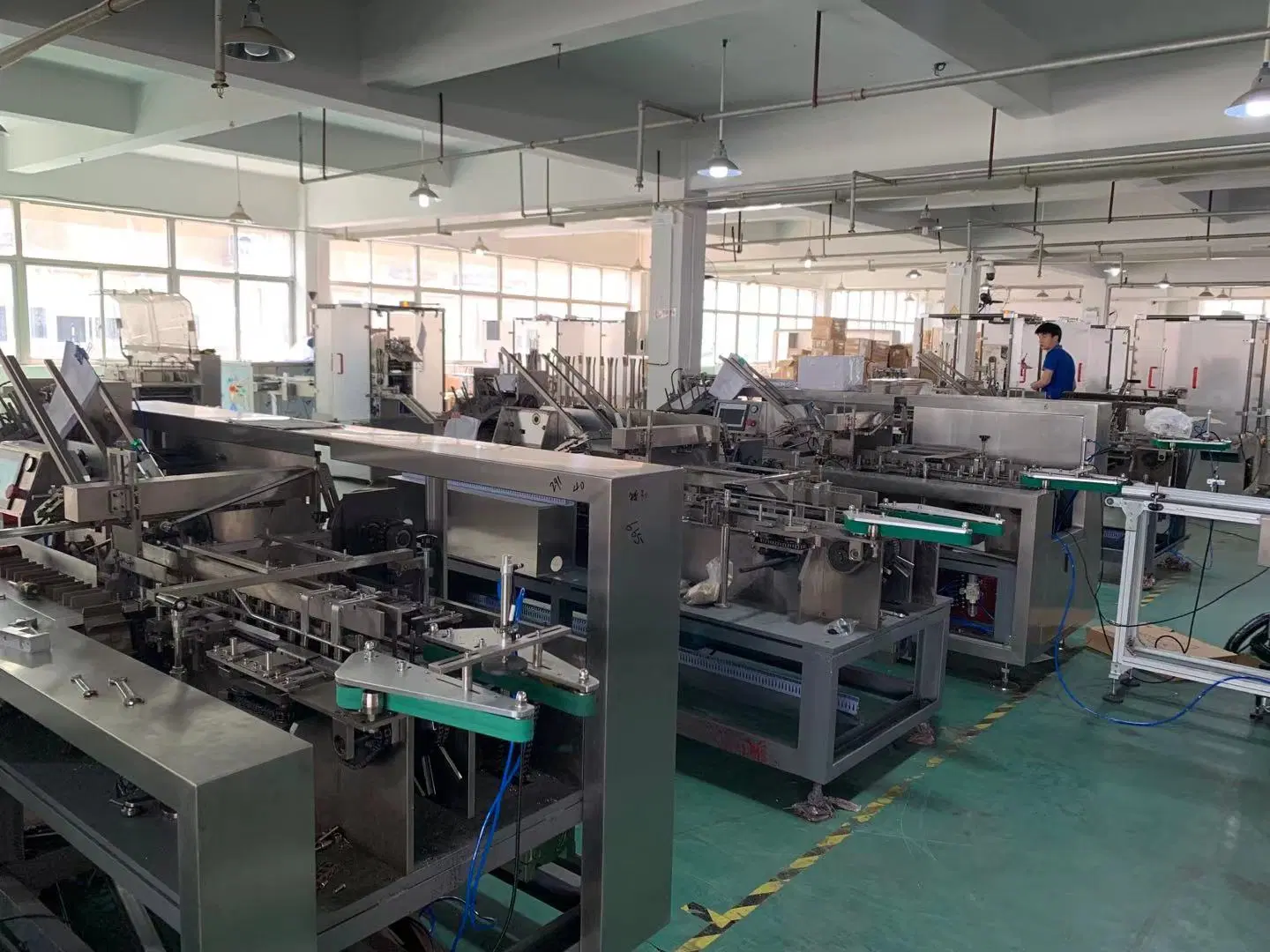 Automatic Soft Products/Food/Dessert/Bottle/Pharmaceutical/Beverage/Daily Use Products Cartoning Box Packing Machine with Factory Price