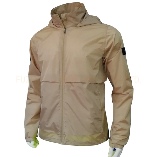 Los hombres chaqueta Softshell Ropa ligera capa de polvo resistente al agua Hoody