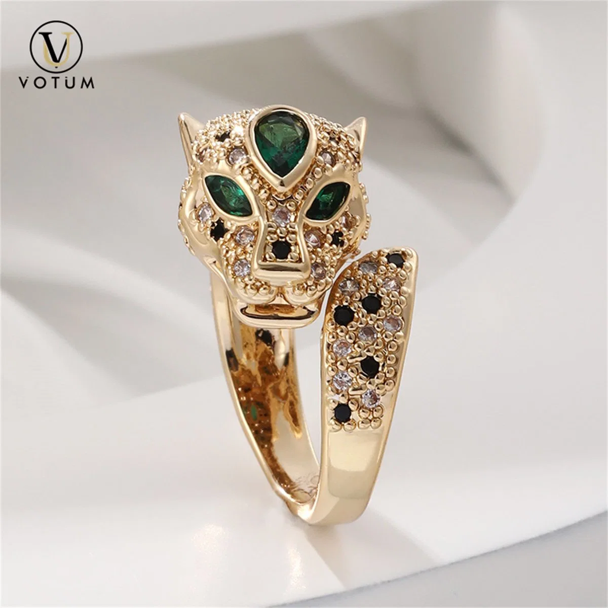 Votum Factory Customize Women 925 Silver Leopard Tsavorite Crystal Ring Jewelry with Gold Plated