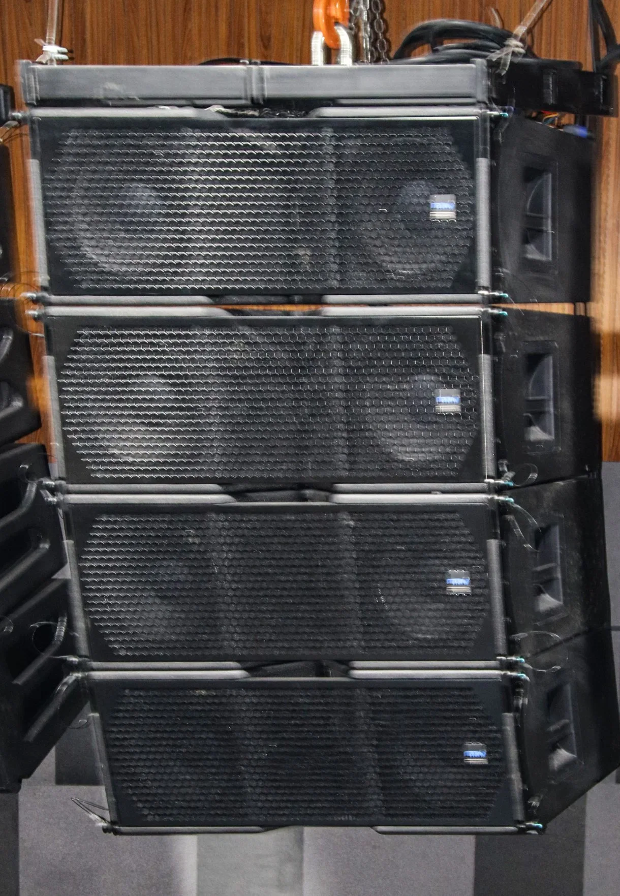 12 Inch Double Active Line Array Speaker with 18 Inch Subwoofer- Build-in DSP Setting Amplifier