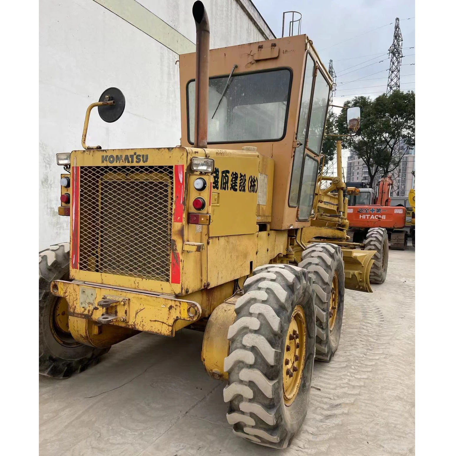 Komatsu usados Komatsu motoniveladora motoniveladora GD511 para la venta