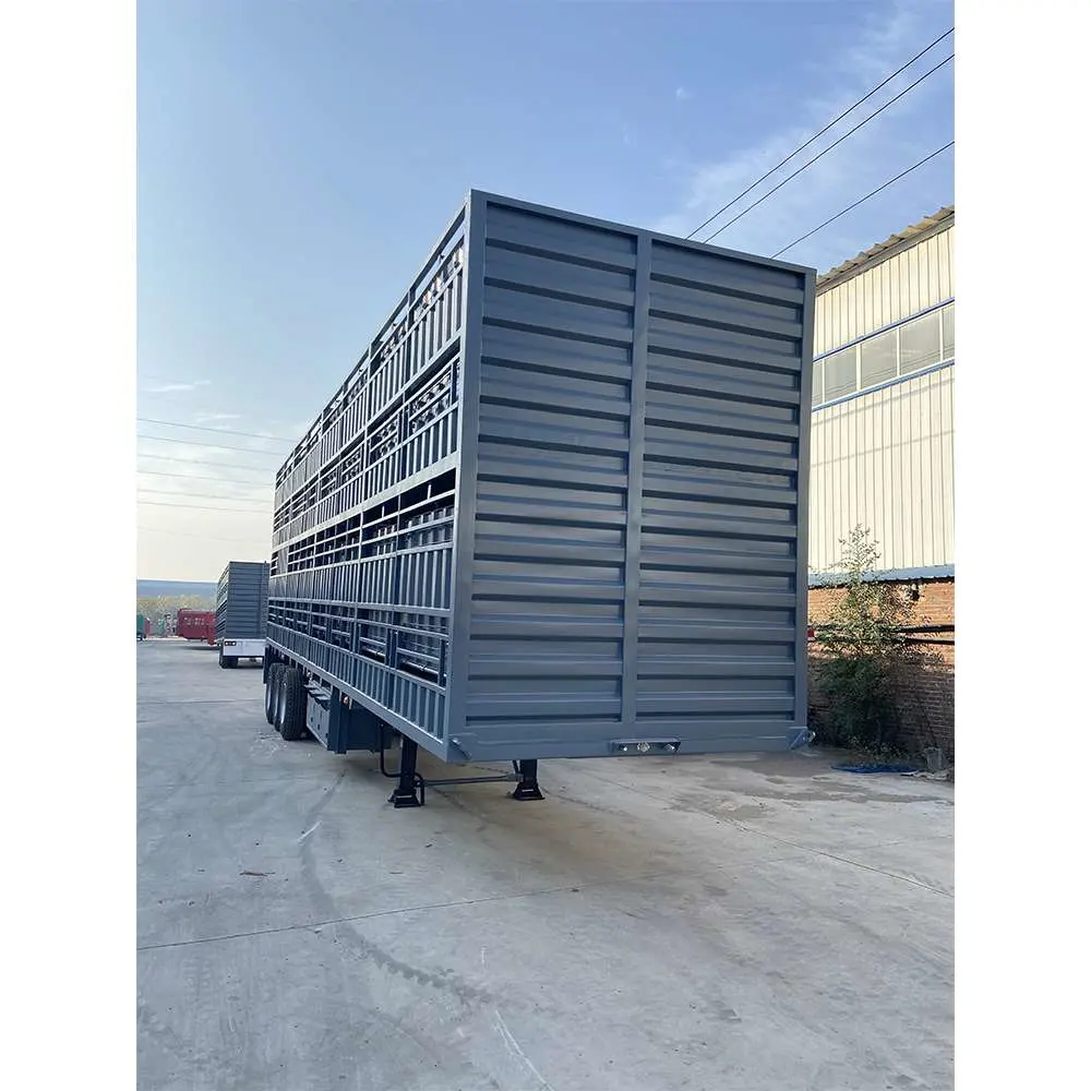 Customized Fence Semi Trailer Livestock Cargo Transport Fence Cargo Semi Trailer