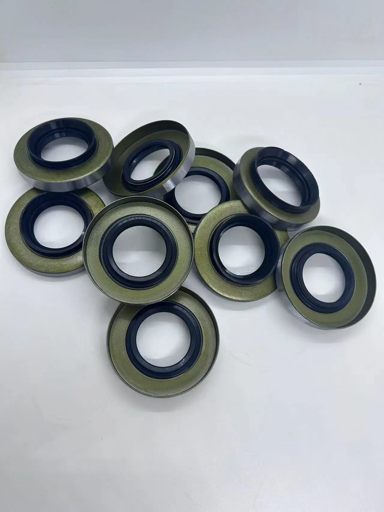 48*62*7 mm Oil Seal Cassette Seal for Car and Other Agricultural Machinery