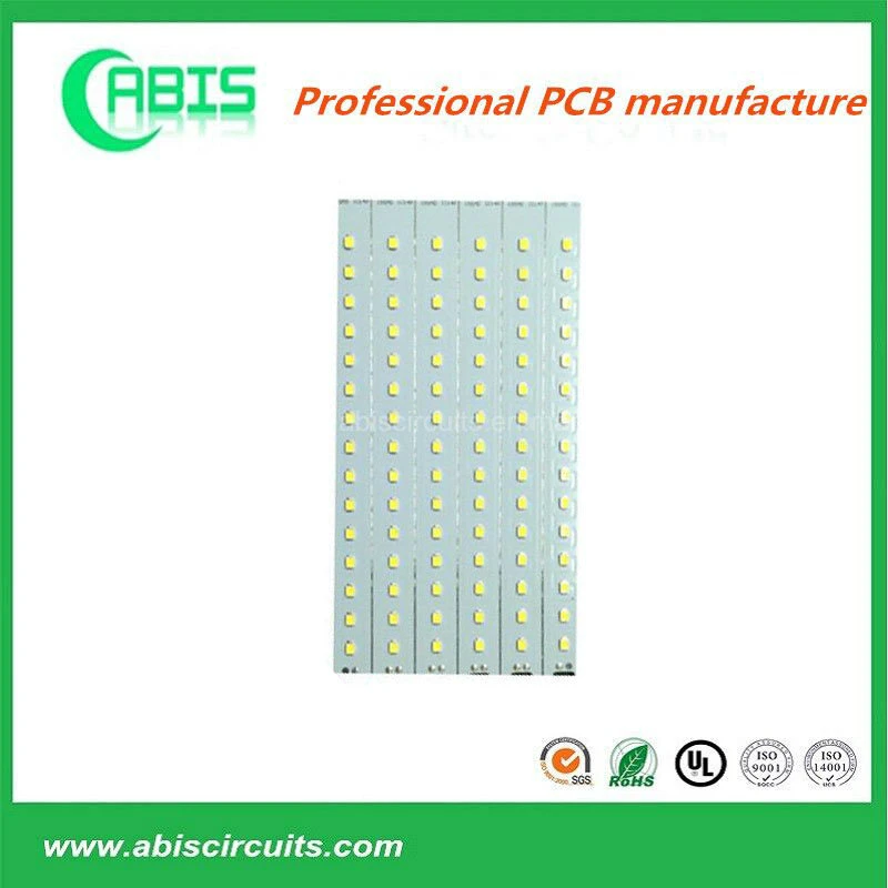 مصابيح LED لوحة PCBS مخصصة PCC PCB من الألومنيوم مع لحام أبيض