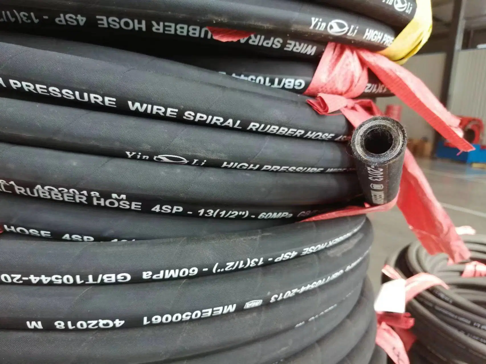 High quality/High cost performance Chinese Supplier Hydraulic Rubber Hose SAE Rubber Hydraulic Hose /Tube