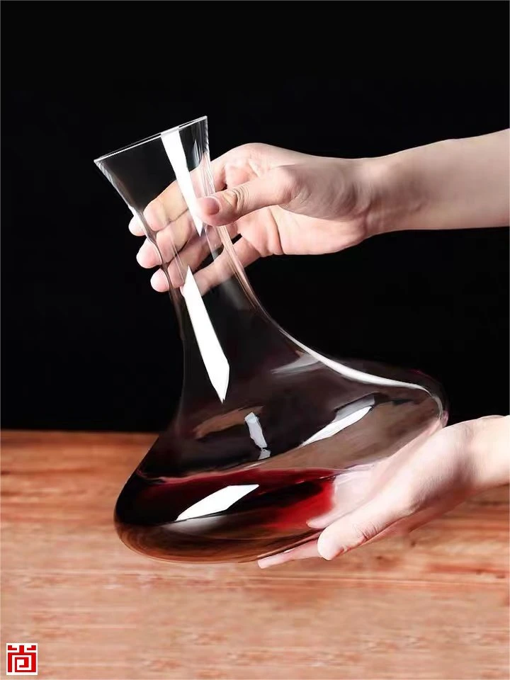 Excellent Quality Wine Decanter, Hand Blown Glass