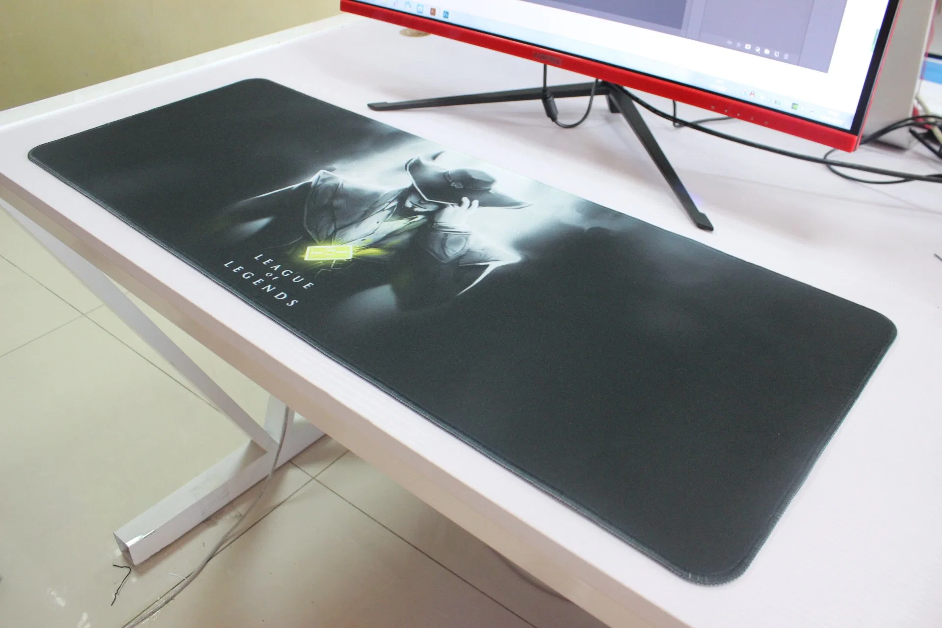 Teclado à prova de tapete de grandes jogos Mouse pad com apoio de punho restante