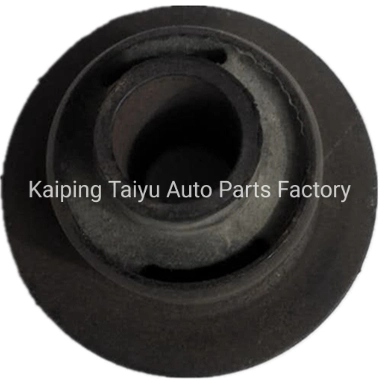 Auto Parts Front Axle Rubber Sleeve for Toyota 52215-06110