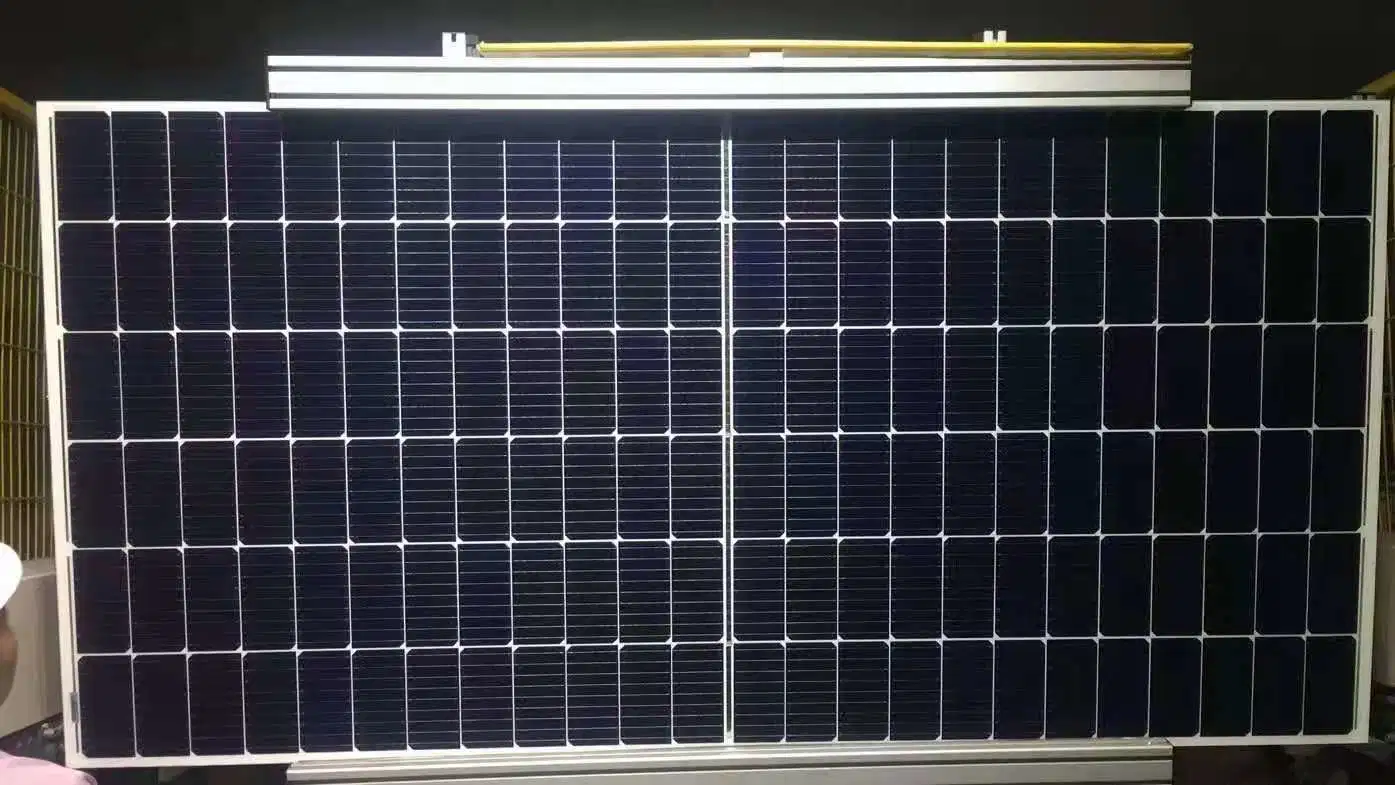 Panneaux solaires PERC Mono de haute qualité 400 watts 410 watts Panneau demi-cellule 144 cellules solaire monocristallin