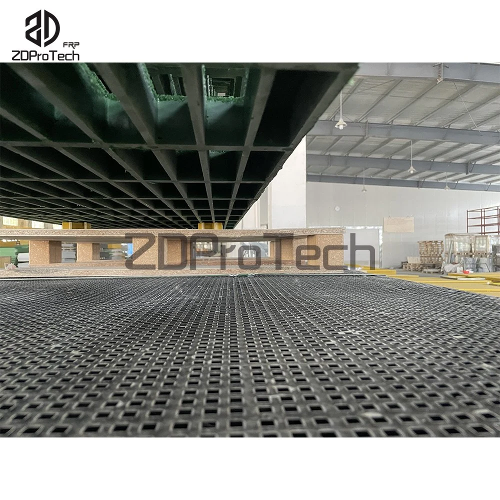 Steel Structure with FRP Gratings to Applicate at Outdoor Flooring or The Sea Scene