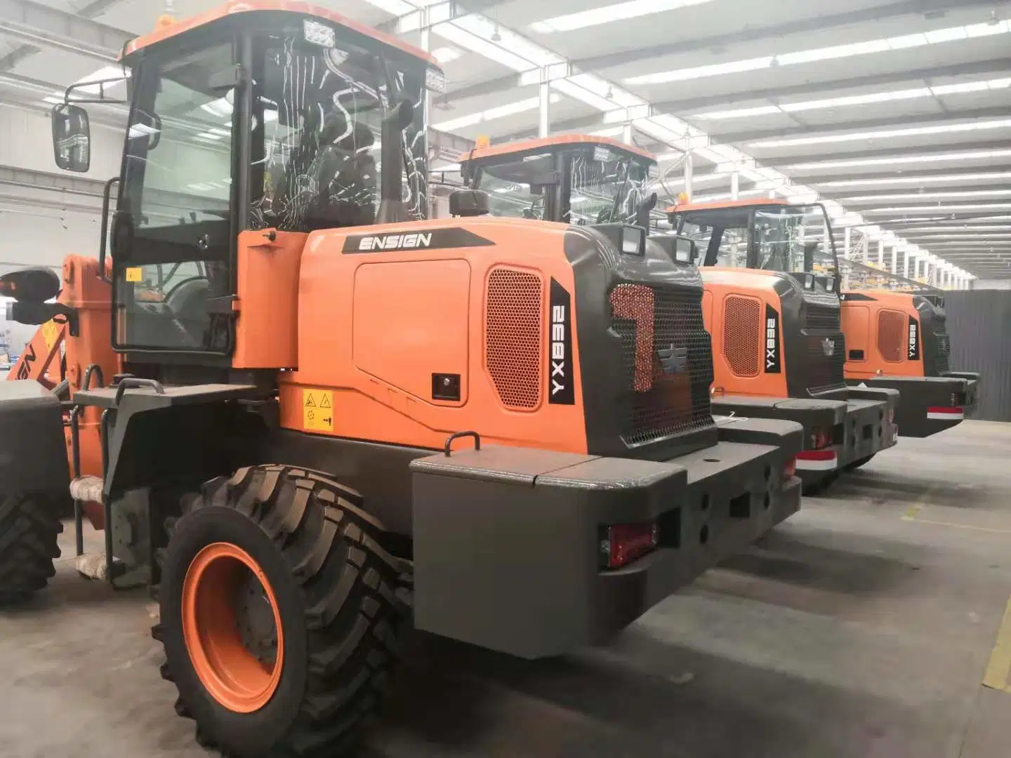 Hot Sale Farm Loader 1.5 Ton Lift Yx828 with 0.6 M3 Bucket and Quick Hitch Pallet Fork