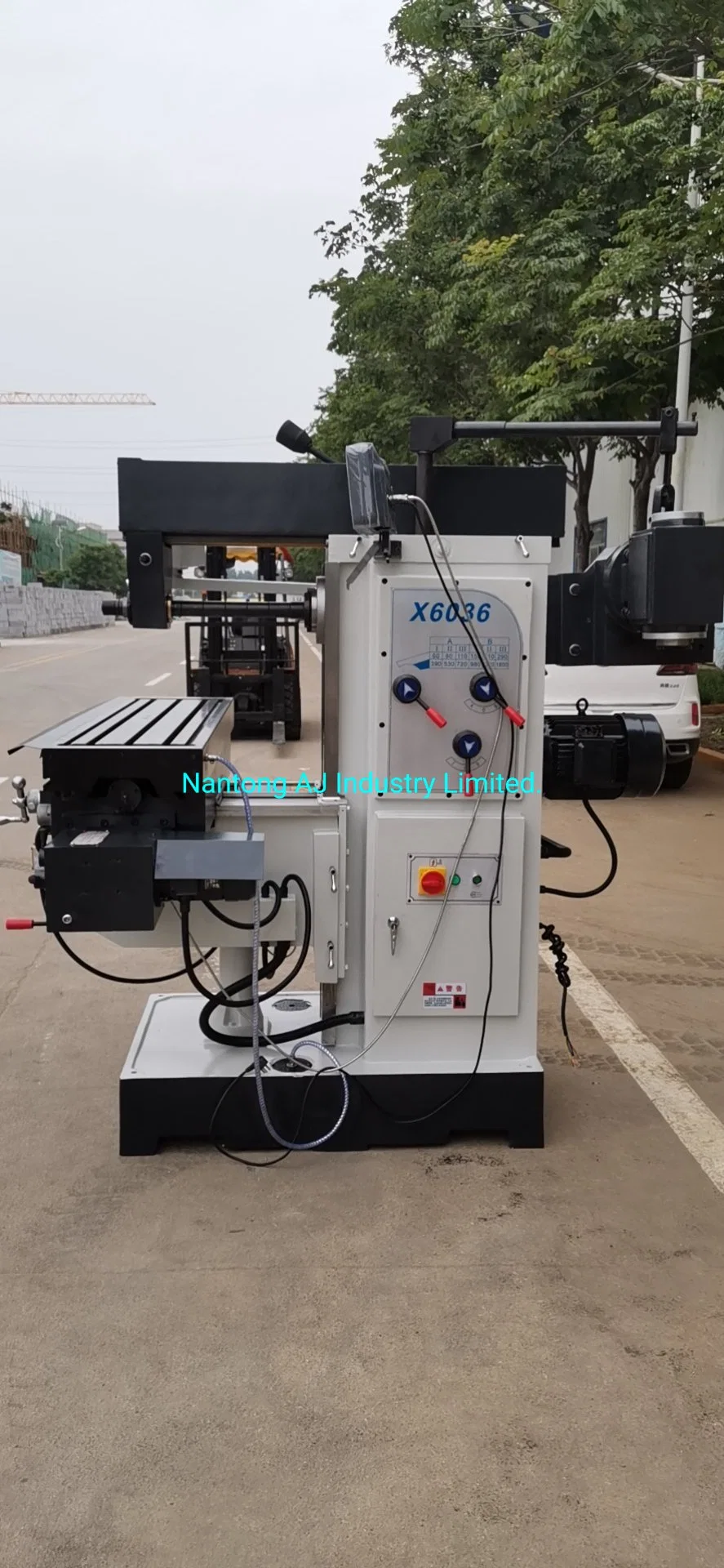 X6036 Universal Horizontal Universal Lifting Table Knee Type Milling Machine Automatic Grade Precision Manufacturer and Supplier in China Machine Tool