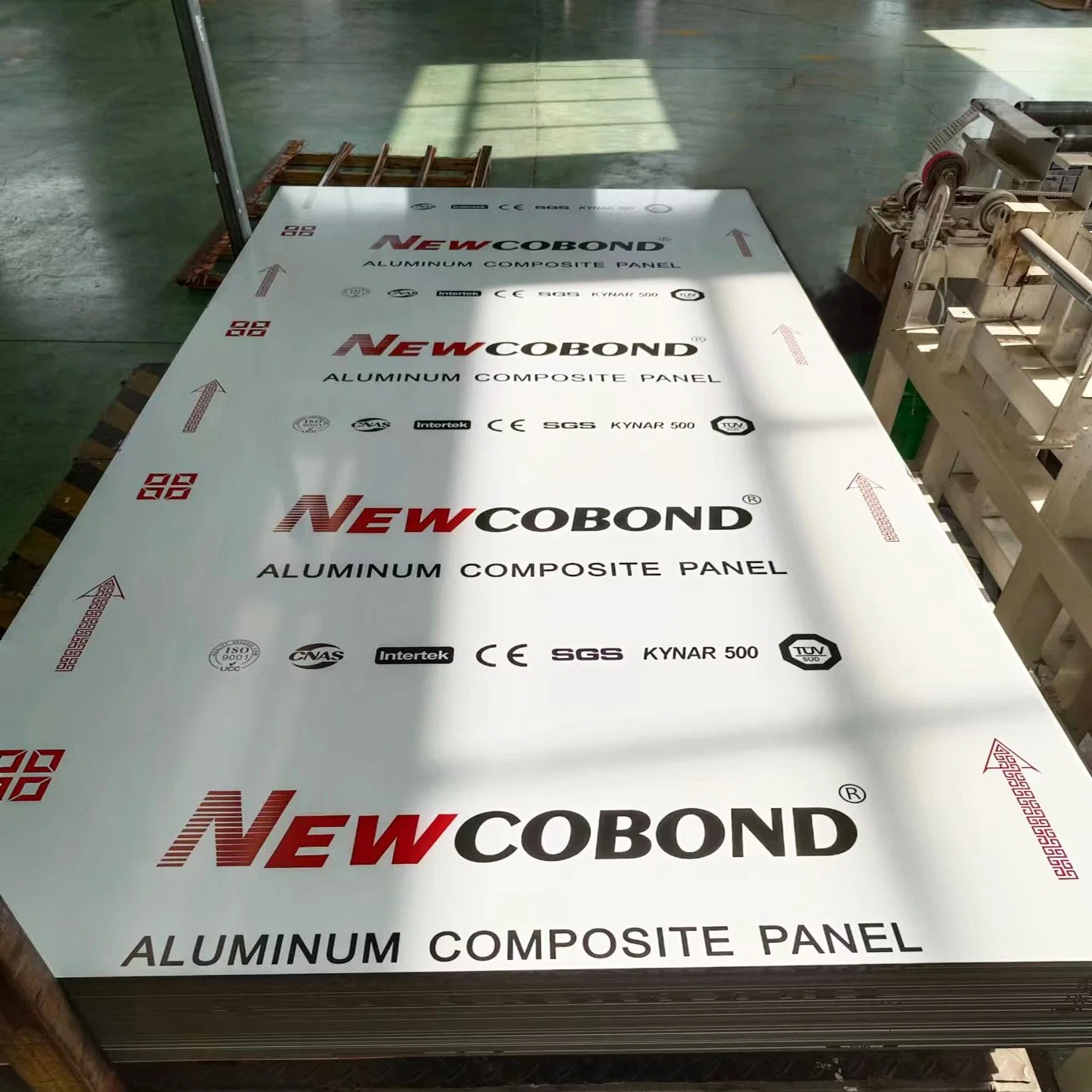 Precio Panel Compuesto de Aluminio de 3mm Alu 0,21 0,3 Junta signos imprimible