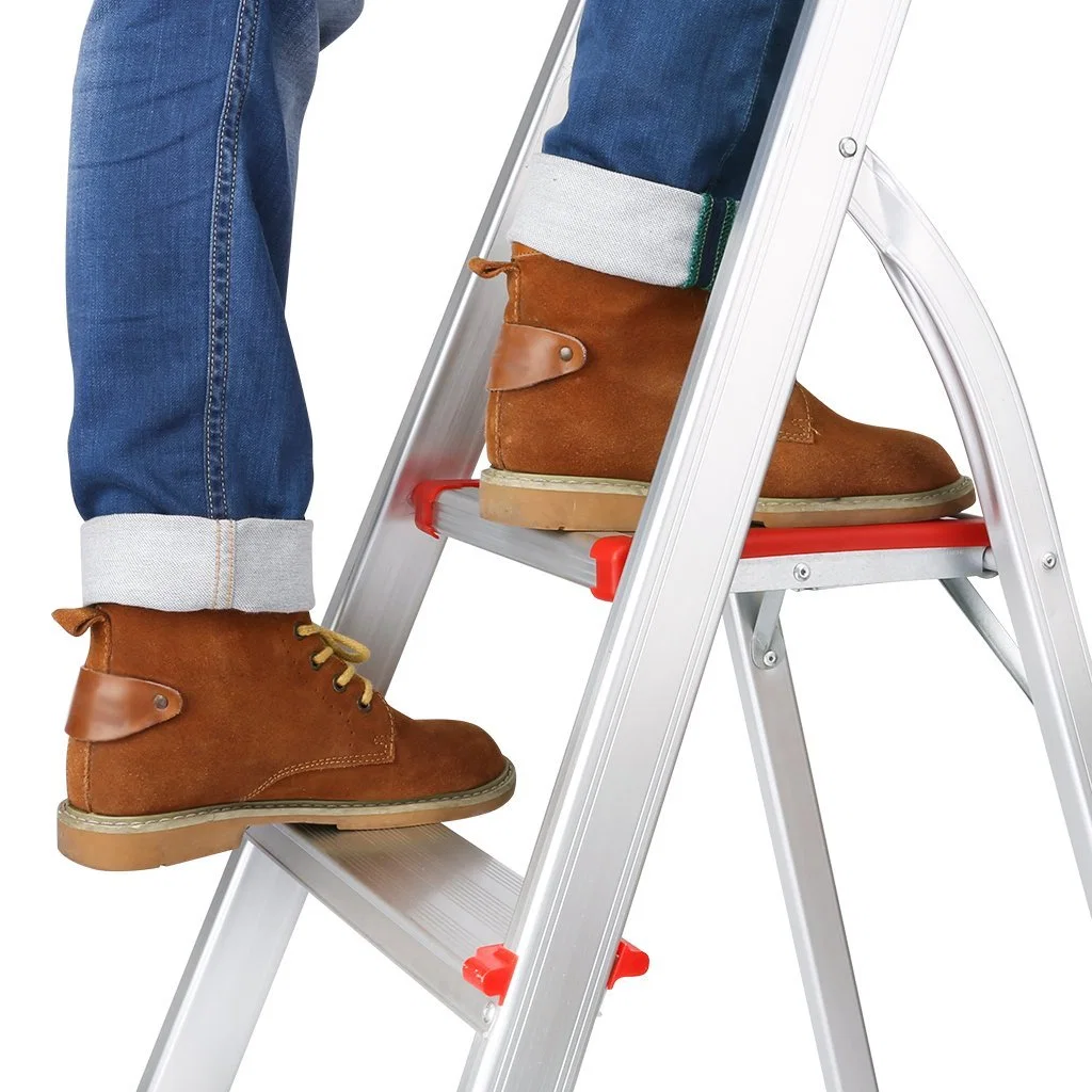 Industrial Ladders, Folding and Moveable Type and Folding Ladders Feature Aluminium Step Ladder