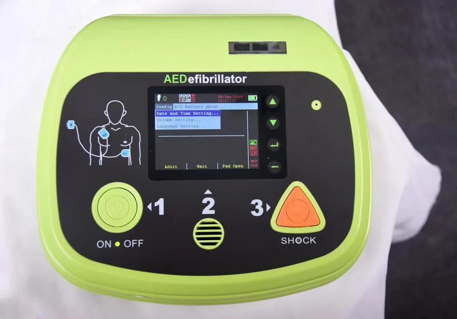 Desfibrilador portátil DEA desfibrilador externo automático Aed7000 Plus con RCP Coaching