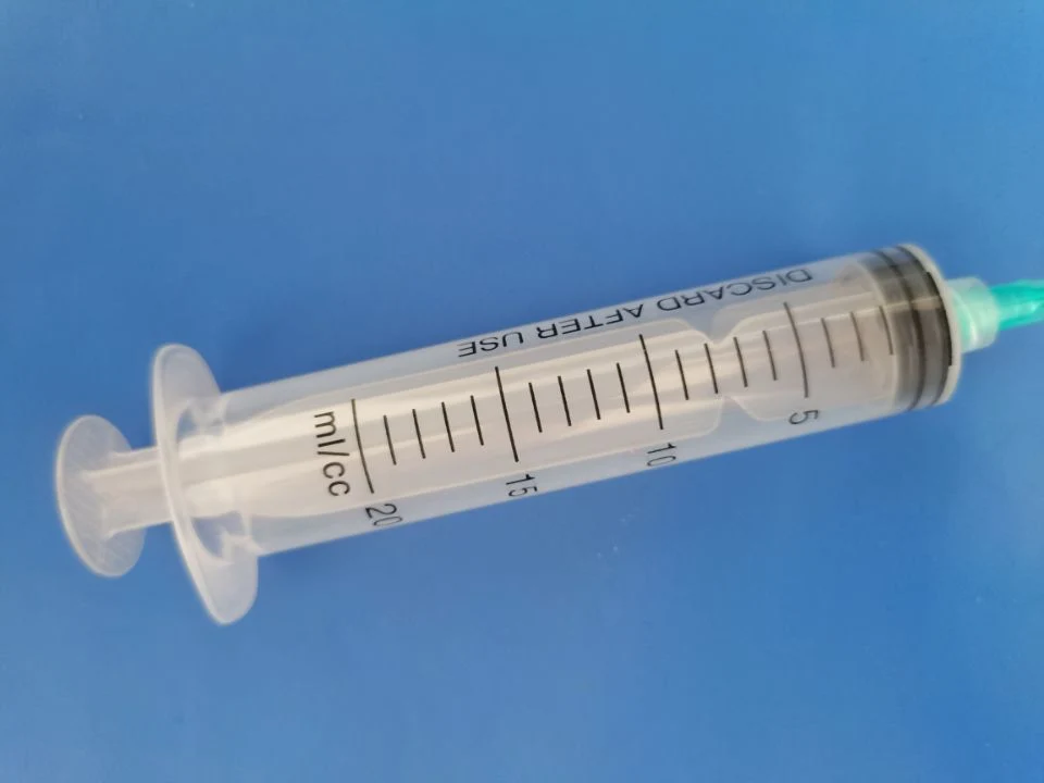 Disposable 3-Part Syringe Luer Lock with Needle 20ml Injection