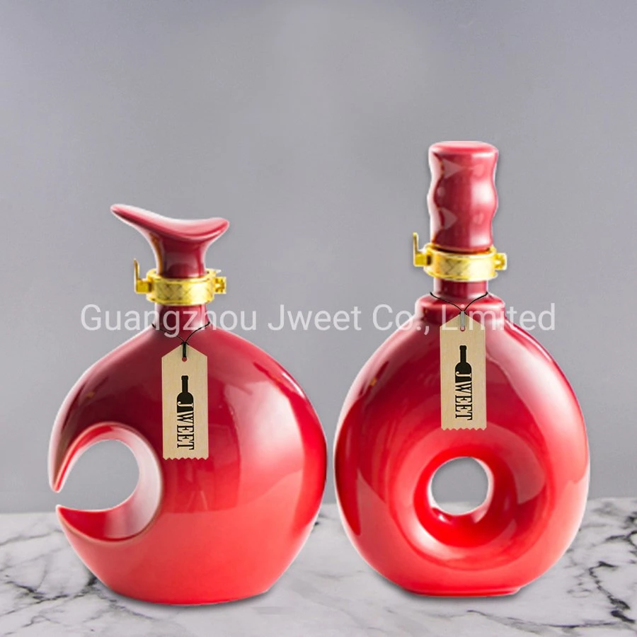 Customized Animal Horse Round Square Shape Shaped Christmas Oil Liquor Spirit Vodka Gin Tequila Ceramic Packaging Printing Bottle Bottles