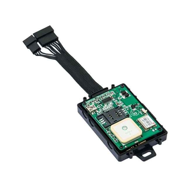 Veículo 4G Rastreador GPS com RFID Carro Detecção de alarme de bloqueio do sinal GSM