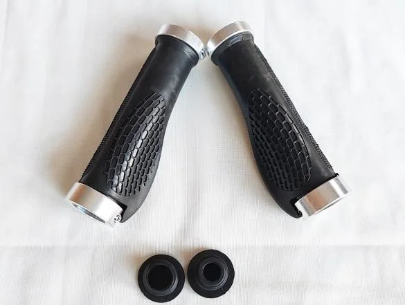 Two-Color Rubber Plastic Handle Grips