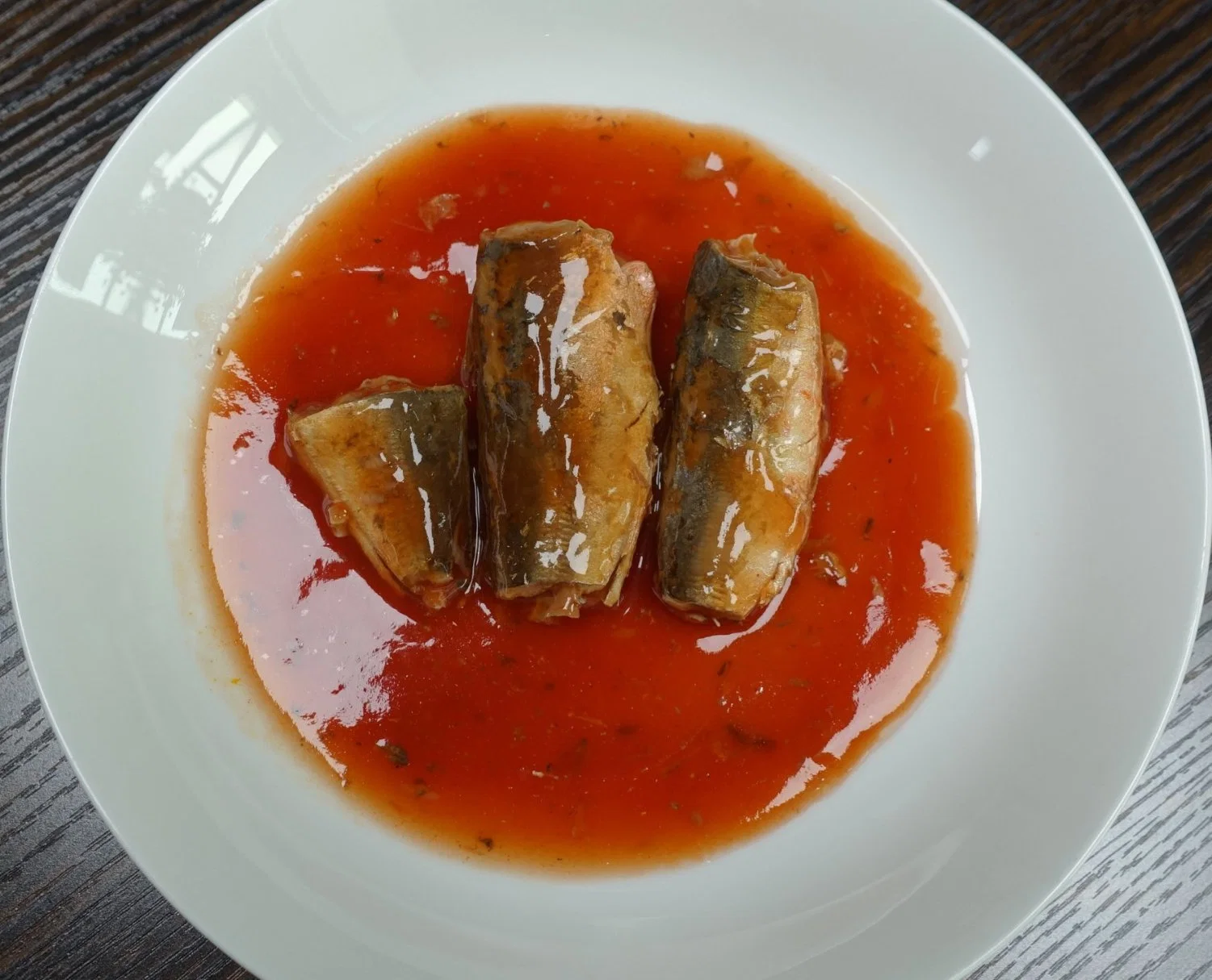 Wholesale China Seafood Canned Fresh Mackerel in Tomato Sauce