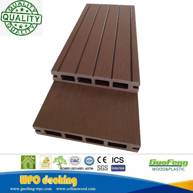 Le bois Composite Decking WPC Revêtement de sol en plastique pour la construction de la décoration