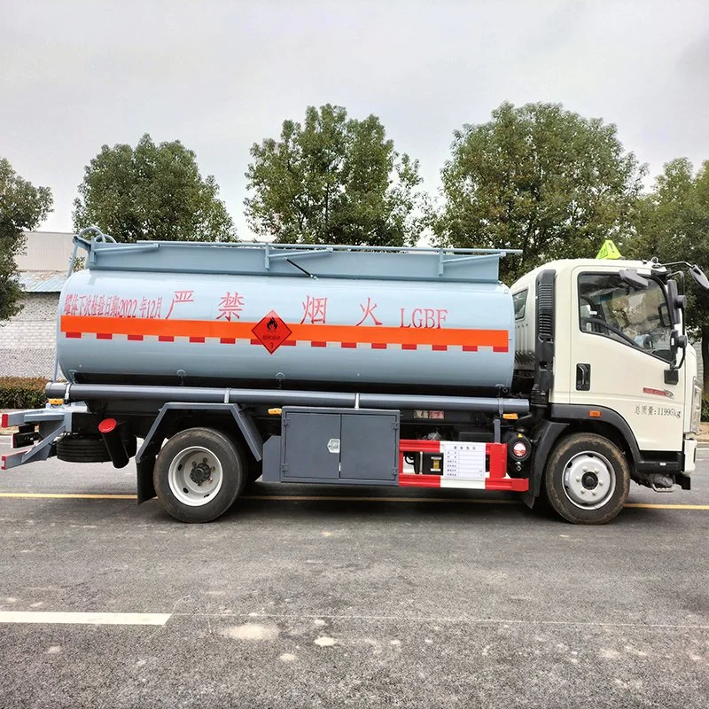 2 Axle 9600 Liters Fuel Oil Gas Tank Special Vehicle