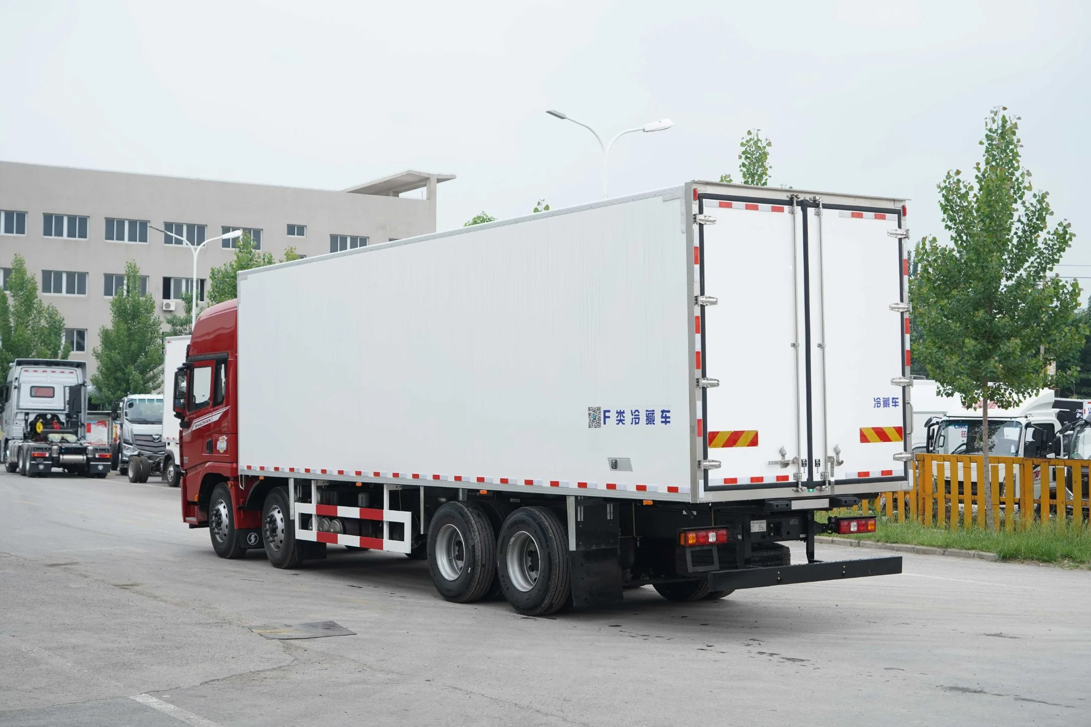 1,5T 5t 4X2 Freezer Heladera camión de Servicio pesado Refrigerado Van Camión de la caja para la carne de la leche el carro de pollo del pescado congelado