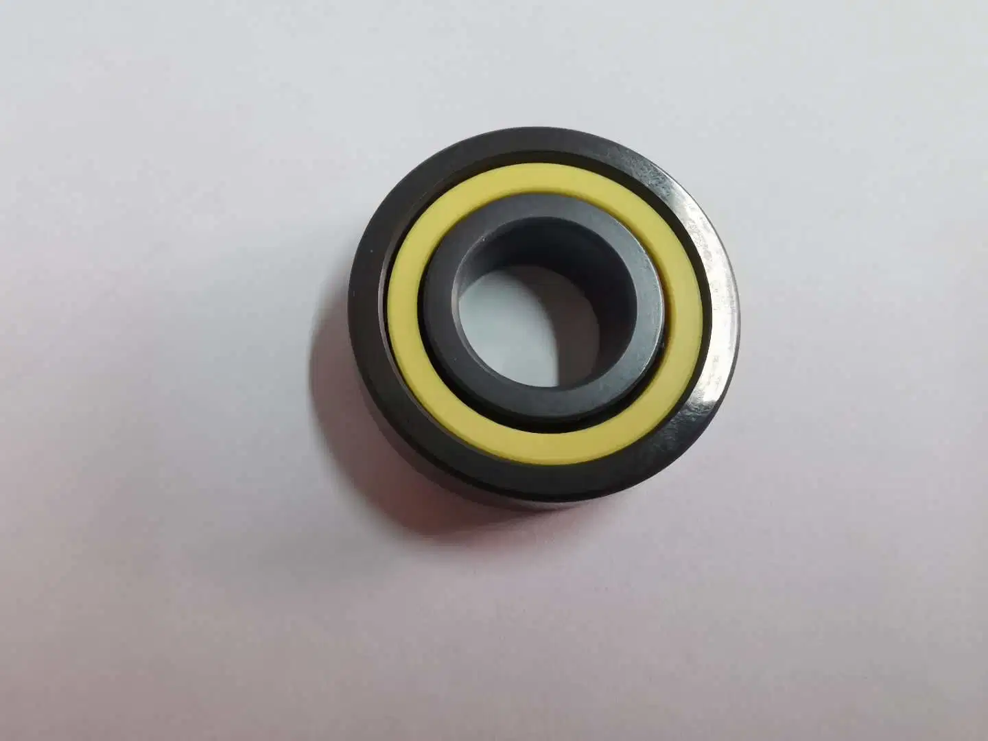 Zys R188 Llena la bola de ranura profunda Rodamiento cerámico 6,35x12.7x4.76mm P0 de Cerámica de zirconio Rodamientos HQ1 Cojinete de la jaula de aleación cerámica Fidget Spinner