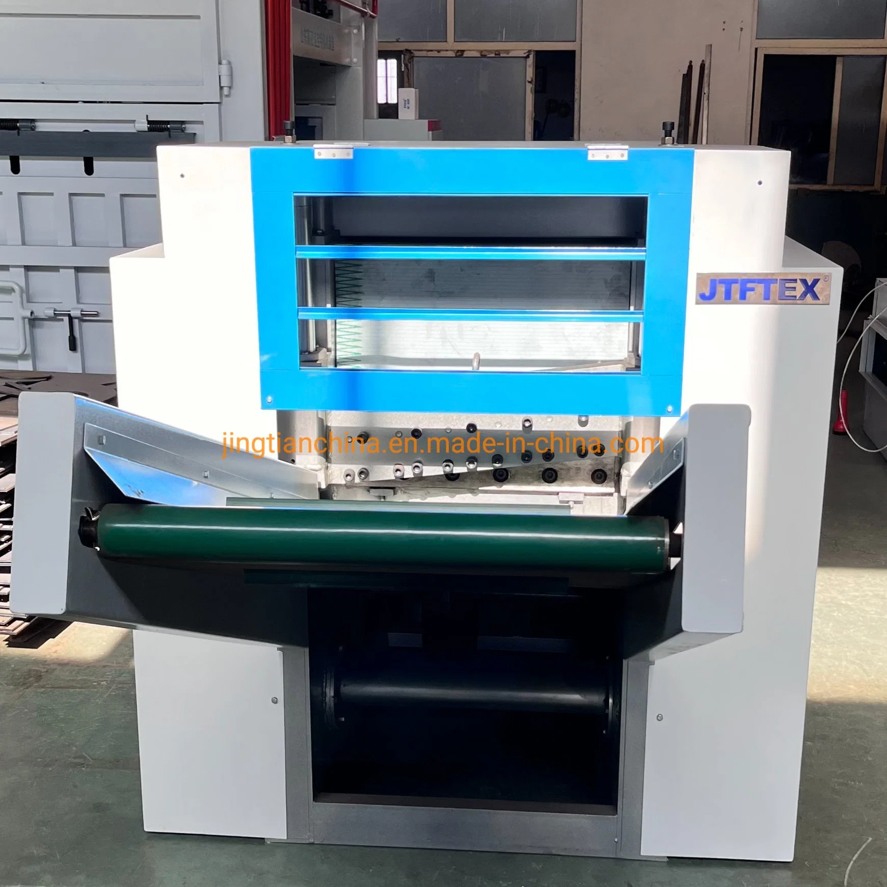 Automatic Fabric Materials Cutting Machine