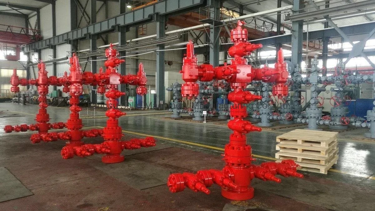 API High Pressure Oil Wellhead Equipment / Oil Christmas Tree Assembly